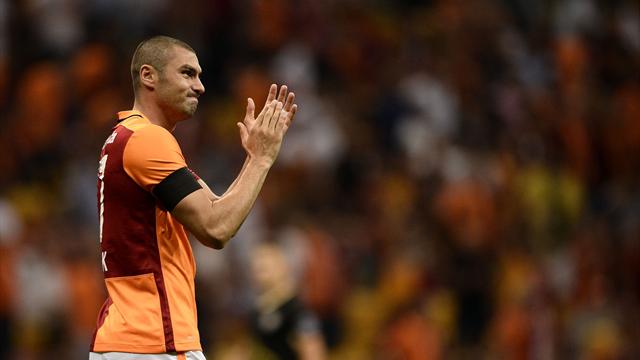 Burak Yılmaz, 16 milyon TL'yi beğenmedi!