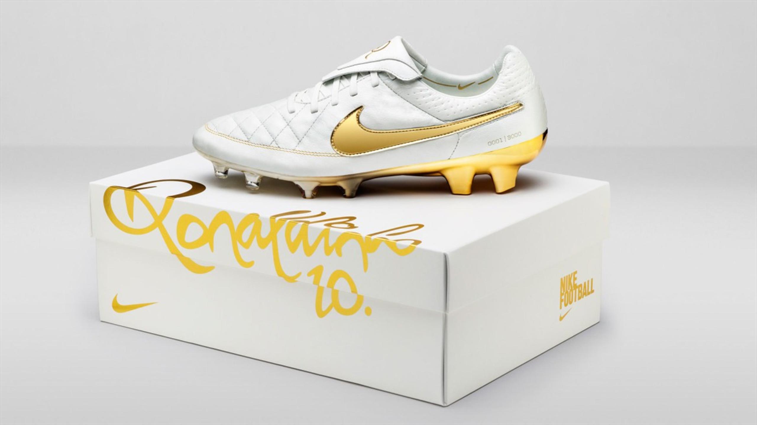 бутсы роналдиньо r10. Nike ronaldinho 10. бутсы роналдиньо. бутсы роналдиньо. бутсы ronaldinho r10.