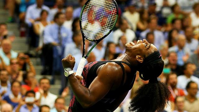 Serena Williams écarte sa soeur Venus et poursuit sa quête de Grand Chelem