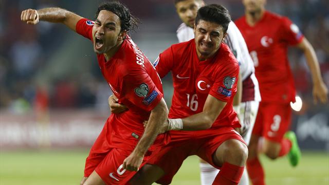 "Selçuk'un frikik golünü gördün mü Podolski?"