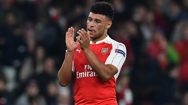 Paper Round: Liverpool to launch shock move for Oxlade-Chamberlain