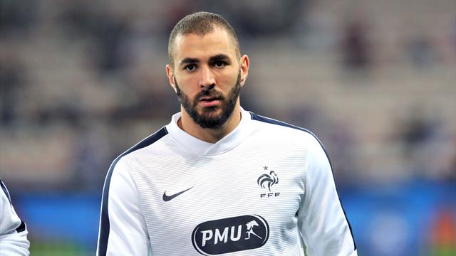 Après la sortie de Valls, Benzema contre-attaque : "Certains parlent de mon exemplarité ?"