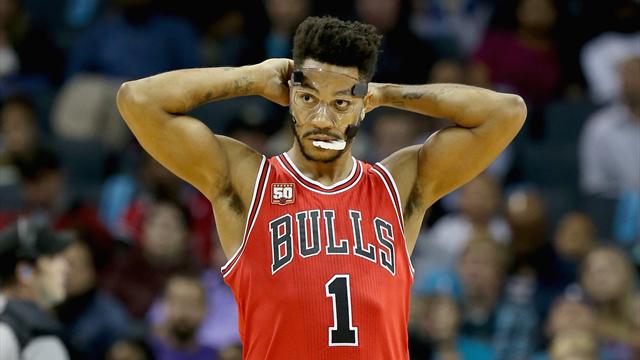 Question salaire, Rose est toujours le patron à Chicago