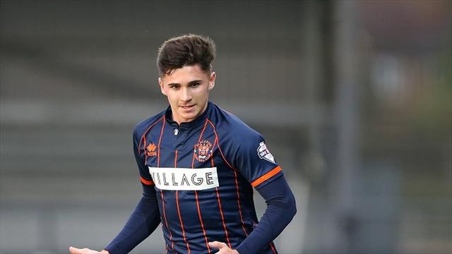 Blackpool boss Neil McDonald "devastated" by Henry Cameron injury