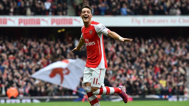 Il mago Özil risolve problemi, Arsenal: ora o mai più