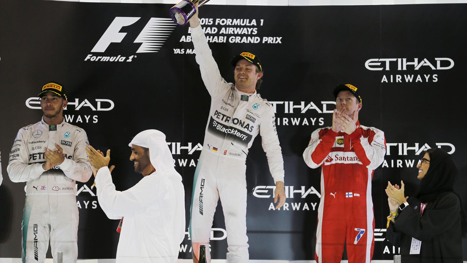Нико спорт. Нико Росберг и Льюис Хэмилтон Абу Даби 2016.