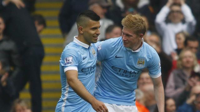 Valencia chiama e Aguero risponde: 2-2 tra West Ham e City