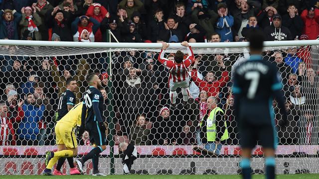Consternant à Stoke, City tombe de son fauteuil