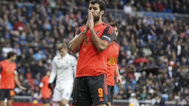 Agirretxe se daña el tobillo izquierdo y deja su sitio a Bruma
