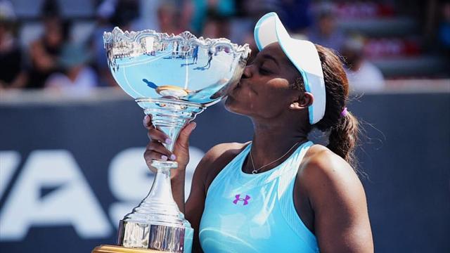 Стивенс обыграла Гергес и стала чемпионкой турнира в Окленде