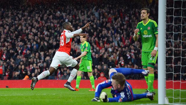Arsenal a attendu le dernier quart d'heure pour passer, Manchester United le temps additionnel