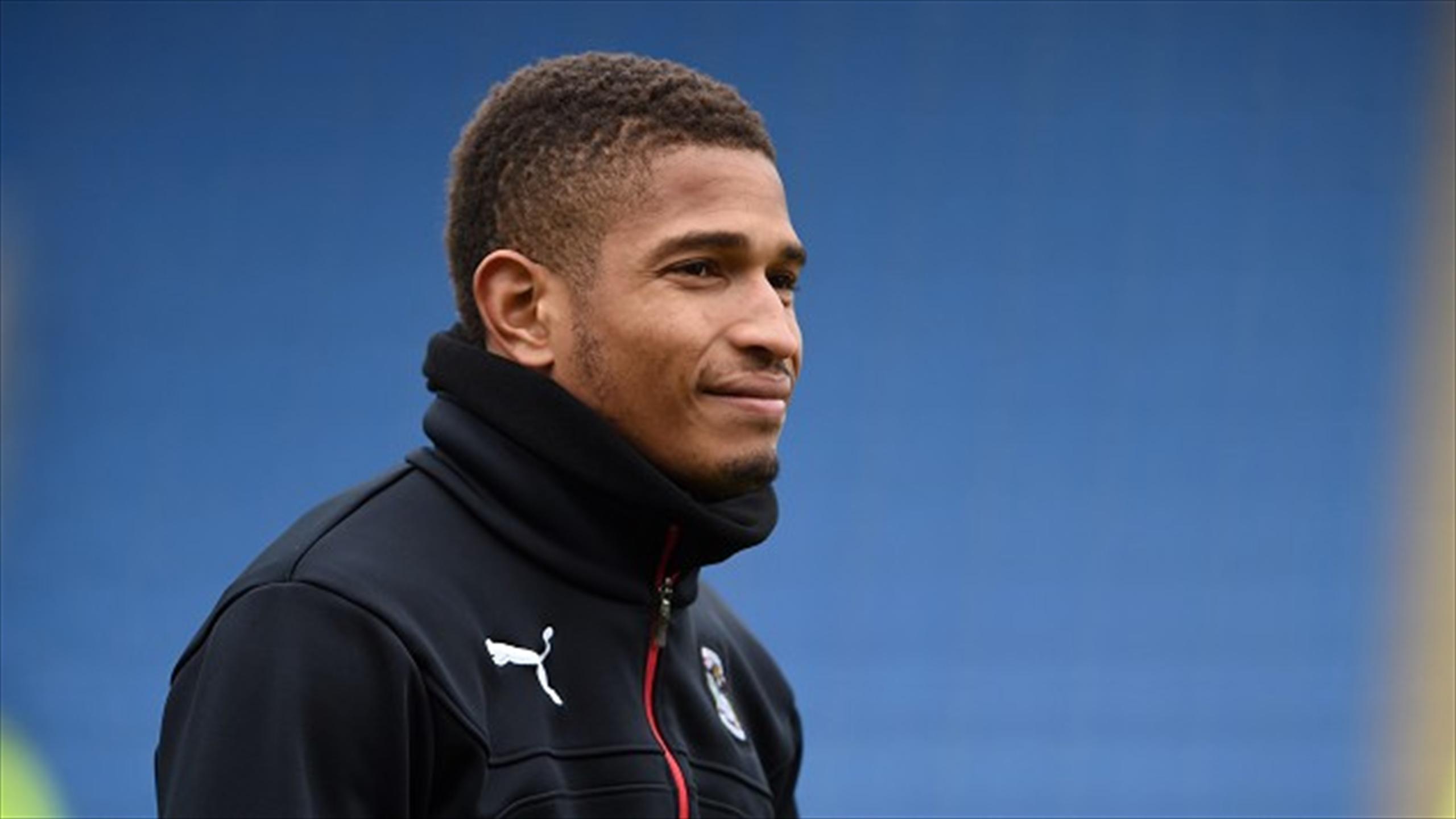 Free agent Simeon Jackson joins Blackburn Eurosport