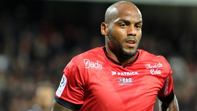 Entre Montréal et Guingamp, Jimmy Briand est dans une situation délicate