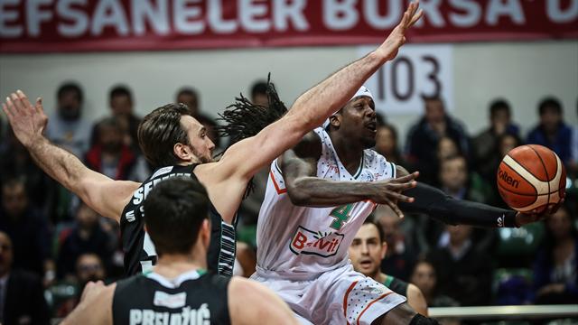 Bjelica Daçka'yı finale taşıdı