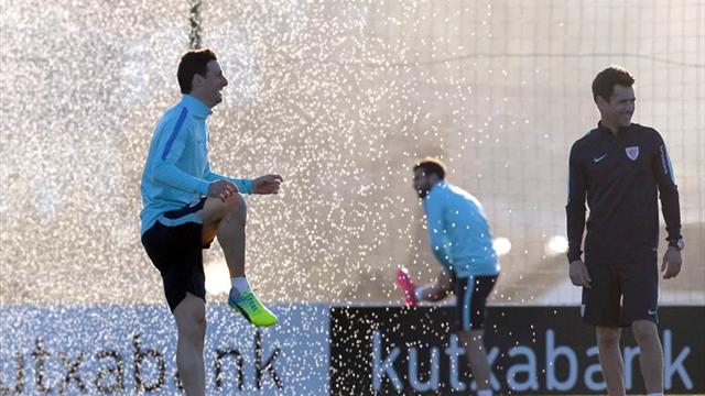 Aduriz, Williams, De Marcos y Bóveda entrenan a menor ritmo en Lezama