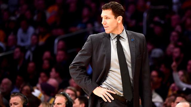 L'entraîneur des Lakers mis à l'amende pour critique de l'arbitrage