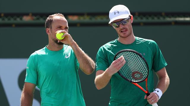 Players aren't robots, says Murray's double partner Soares