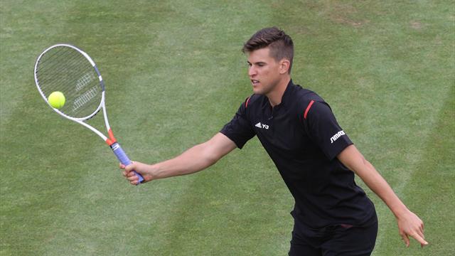 Et maintenant, Thiem gagne même sur gazon