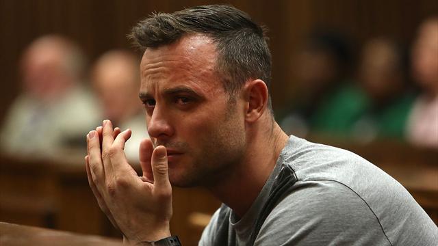 Peine alourdie pour Pistorius, condamné à 13 ans et 5 mois de prison