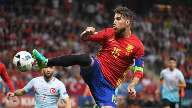 Ramos dépasse Xavi et devient le joueur de champ espagnol le plus capé