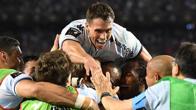 Camp Nou'daki tarihi finalde bir ilk yaşandı