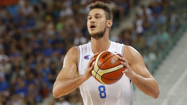 Danilo Gallinari operato di appendicite: dieci giorni di stop, torna per il raduno di Roma