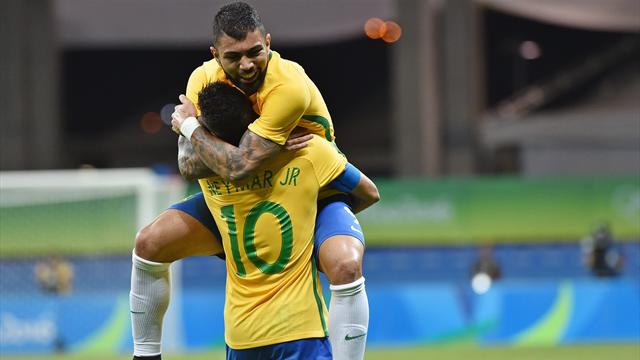 Grâce à son spectaculaire réveil, le Brésil file en quart