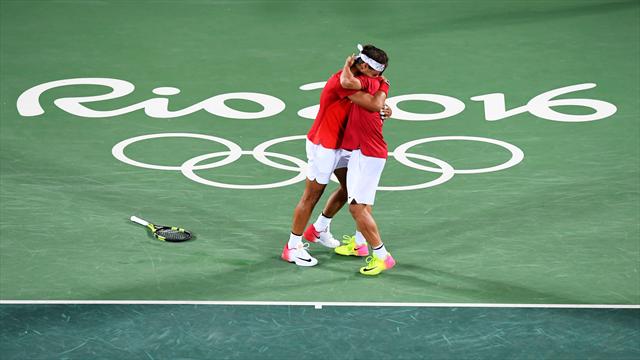 Après le simple en 2008, Nadal ajoute l'or du double à sa collection