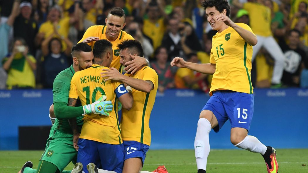 Résultat de recherche d'images pour "brésil foot"
