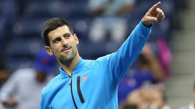 Djokovic eksik mesaiyle yarı finalde