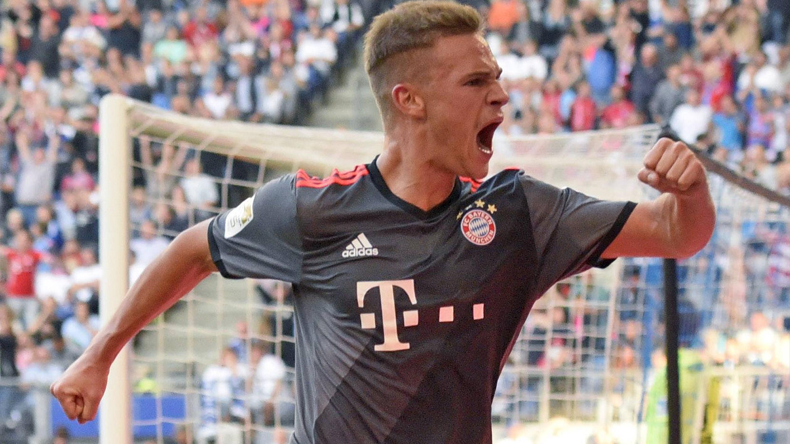 Seconda Maglia FC Bayern München Joshua Kimmich Seconda Maglia FC Bayern München Joshua Kimmich