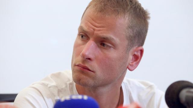 Caso Alex Schwazer, udienza fiume di 4 ore si chiude con un rinvio. L'ex marciatore: "Non mollo"