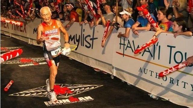 "Iron-Opa": 86-Jähriger sorgt für Jubel auf Hawaii