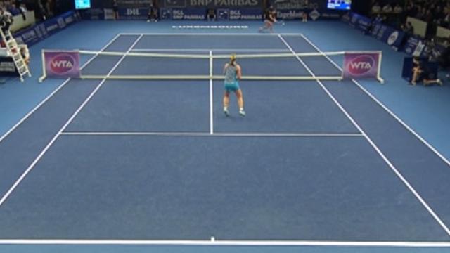 Niculescu in finale al WTA di Lussemburgo, surclassata la Bertens Niculescu in finale al WTA di Lussemburgo, surclassata la Bertens