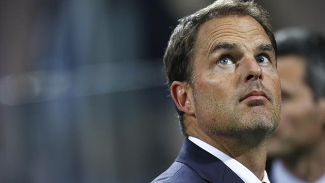 Inter, bilancio approvato e conferma di De Boer: "Tanti si sono proposti, ma non cerchiamo nessuno"