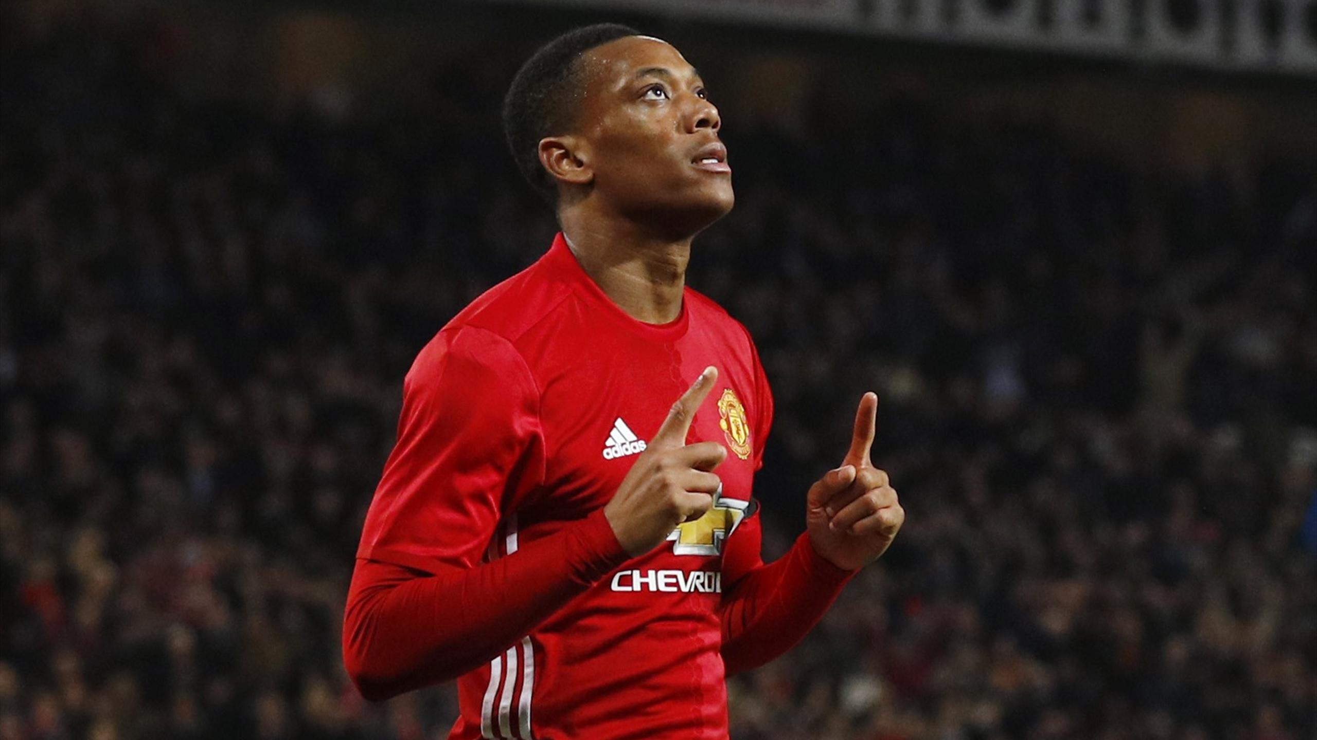 Anthony Martial goals edge Manchester United closer to €10m payout