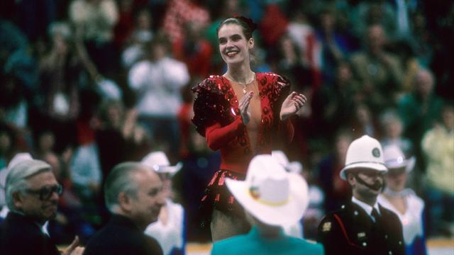 Katarina Witt, il volto angelico della diplomazia: le medaglie, la DDR, il numero record di Playboy