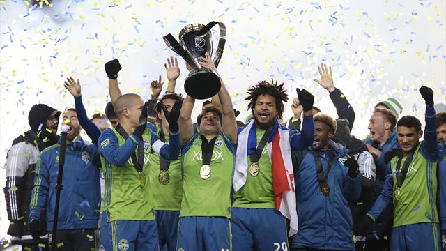 Toronto a Seattle rok poté