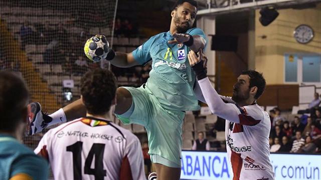 33-28. El Barcelona no da margen a la sorpresa y optará al primer título año