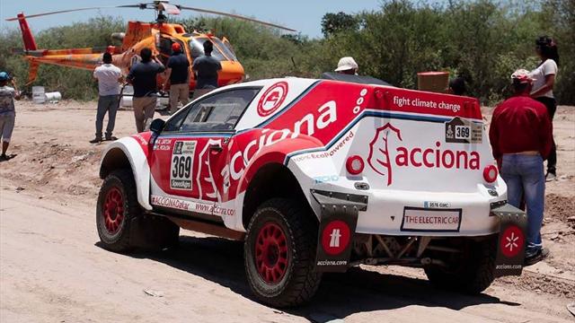 ACCIONA EcoPowered, el coche español que ha hecho historia en el Dakar