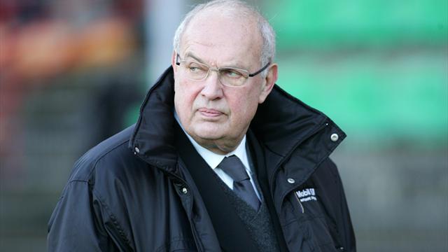 Plessis : "Les joueurs de foot gagnent dix fois plus qu'un ouvrier à l'usine : ça fait tâche"