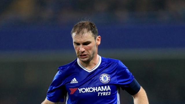 Branislav Ivanovic s-a transferat la Zenit St. Petersburg, unde va fi antrenat de Mircea Lucescu