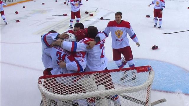 Россия затолкала Казахстану одну, но победную шайбу в финале Универсиады Россия затолкала Казахстану одну, но победную шайбу в финале Универсиады