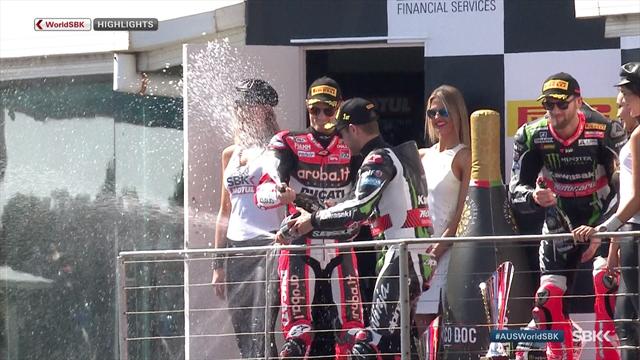 Rea remporte la Course 1 à Phillip Island Rea remporte la Course 1 à Phillip Island