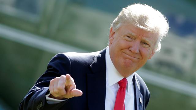 Donald Trump clashes with sports world over player protests, invitation