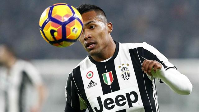 Alex Sandro devastante, il miglior terzino sinistro del campionato: che rivincita per la Juve