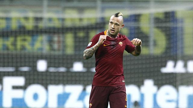 Roma, Manolas: Roma, Manolas: