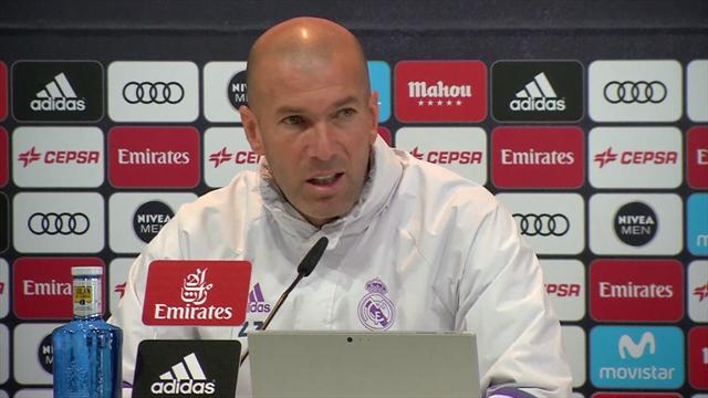 "Vous croyez vraiment que je vais répondre à ça?" Zidane balaie les accusations de Villarreal "Vous croyez vraiment que je vais répondre à ça?" Zidane balaie les accusations de Villarreal