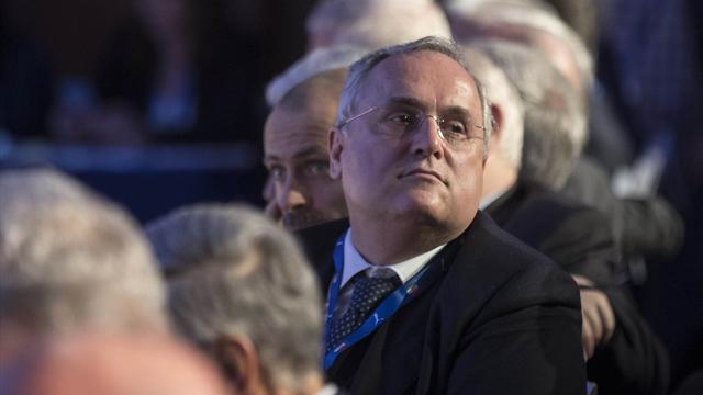 Lazio, Lotito tra razzismo e violazioni delle sanzioni: la possibile punizione Lazio, Lotito tra razzismo e violazioni delle sanzioni: la possibile punizione