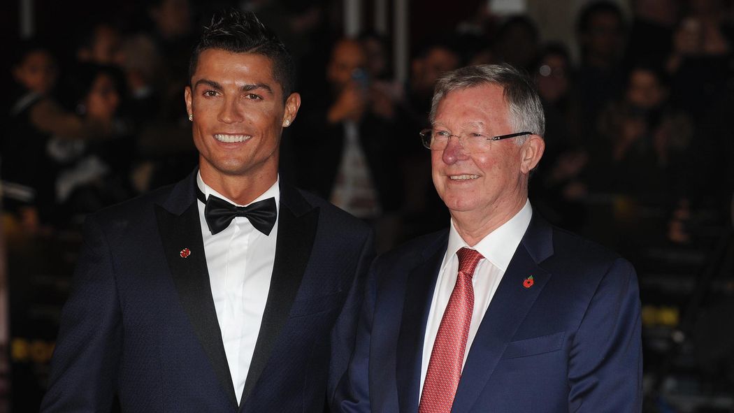 Криштиану Роналду с Алекс Фергюссон зурган илэрцүүд